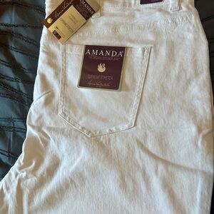 White Women’s “Amanda” Tapered Leg Classic Rise Jeans